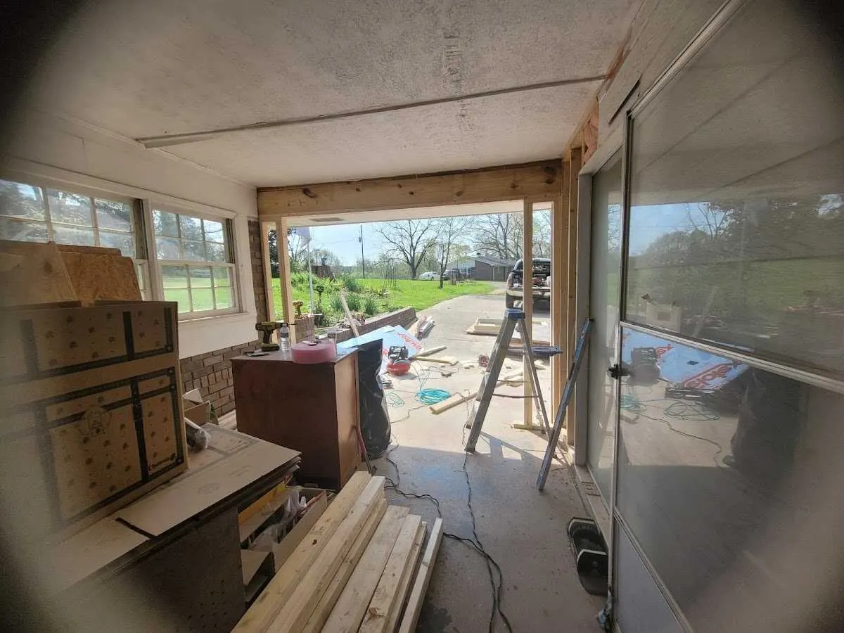 Air movers and dehumidifier for Water Mitigation Services in New Whiteland